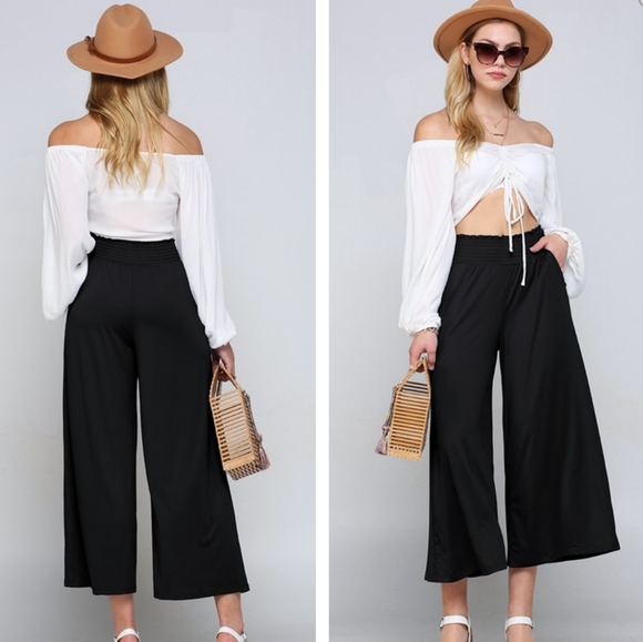 Smocked waist gaucho pants black - Picture 2 of 3